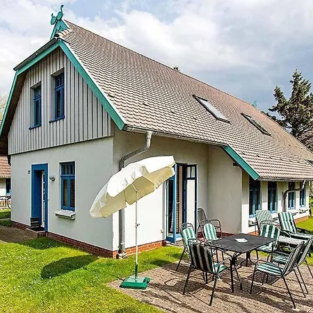 Ferienhaussiedlung Strandperlen Weidenhof 5a Holiday home *