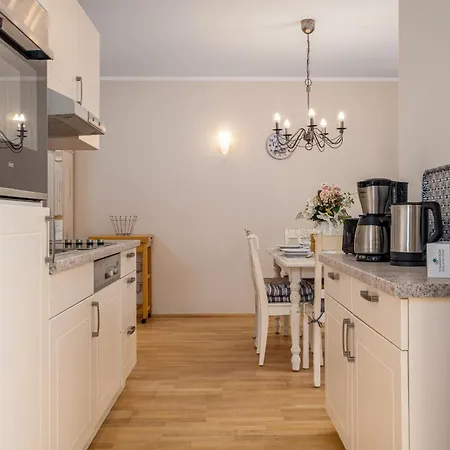Ferienhaussiedlung Strandperlen Weidenhof 5a * Wustrow (Fischland)