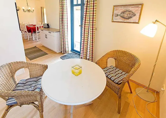 別荘 Ferienhaussiedlung Strandperlen Weidenhof 5a ヴストロ